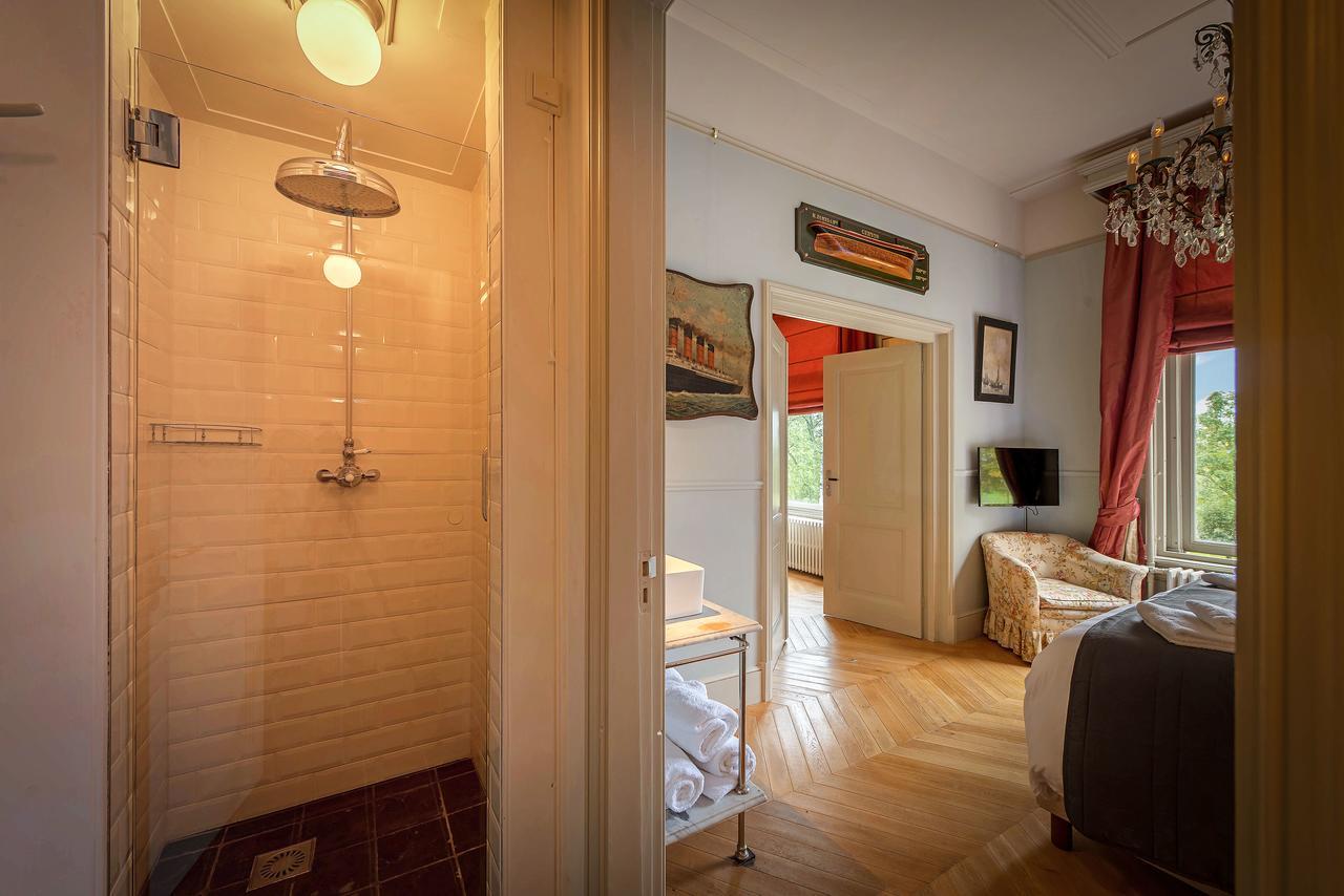 Logement Aan De Vecht Breukelen Exterior photo